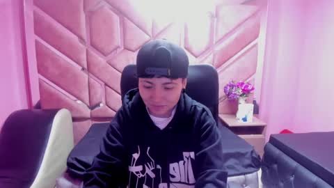 Snapshot of im_mathias chatting on 01-15-25, 02:17 mathias online show from 01-15-25, 02:17