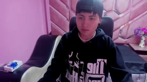 Snapshot of im_mathias chatting on 01-15-25, 08:20 mathias online show from 01-15-25, 08:20