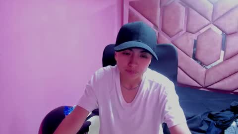 Snapshot of im_mathias chatting on 01-16-25, 06:25 mathias online show from 01-16-25, 06:25