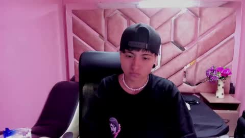 Snapshot of im_mathias chatting on 01-18-25, 06:56 mathias online show from 01-18-25, 06:56