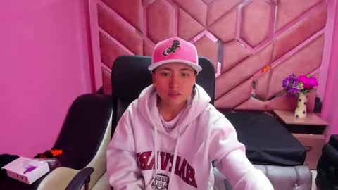 Snapshot of im_mathias chatting on 01-19-25, 09:33 mathias online show from 01-19-25, 09:33