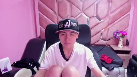 Snapshot of im_mathias chatting on 01-20-25, 05:15 mathias online show from 01-20-25, 05:15