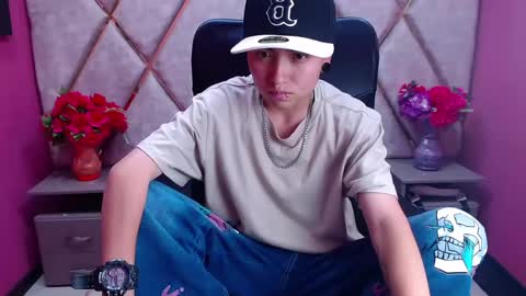 Snapshot of im_mathias chatting on 02-12-25, 03:07 mathias online show from 02-12-25, 03:07