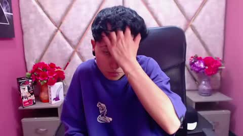 Snapshot of im_mathias chatting on 02-14-25, 09:56 mathias online show from 02-14-25, 09:56