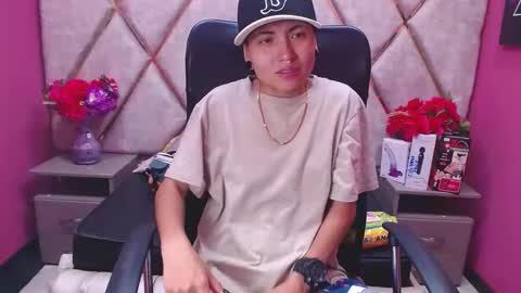 Snapshot of im_mathias chatting on 02-15-25, 02:47 mathias online show from 02-15-25, 02:47