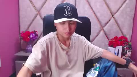 Snapshot of im_mathias chatting on 02-15-25, 06:44 mathias online show from 02-15-25, 06:44