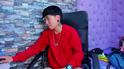 Snapshot of im_mathias chatting on 02-26-25, 05:42 mathias online show from 02-26-25, 05:42