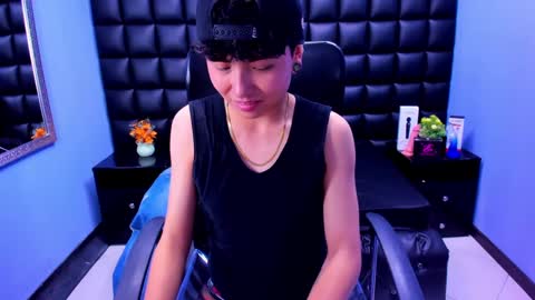 Snapshot of im_mathias chatting on 09-13-25, 08:30 mathias online show from 09-13-25, 08:30