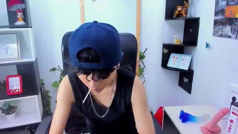 Snapshot of im_mathias chatting on 10-08-25, 07:33 mathias online show from 10-08-25, 07:33