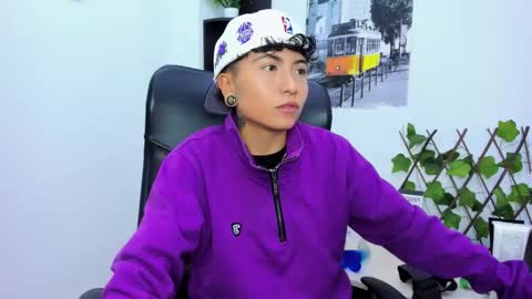 Snapshot of im_mathias chatting on 11-06-25, 04:24 mathias online show from 11-06-25, 04:24