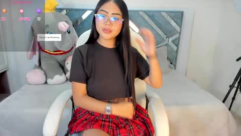 Mila online show from 09-11-25, 07:25