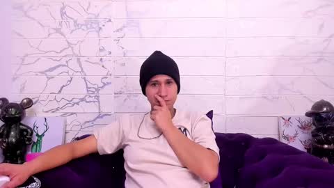 Snapshot of im_milan_rs chatting on 02-05-25, 04:06 im_milan_rs online show from 02-05-25, 04:06