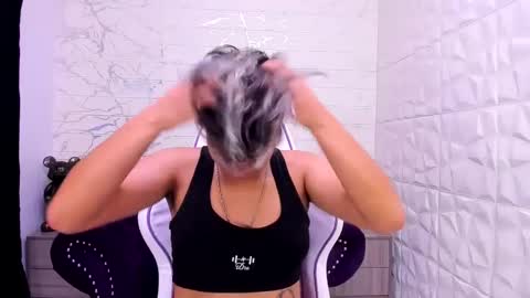 Snapshot of im_milan_rs chatting on 02-15-25, 12:37 im_milan_rs online show from 02-15-25, 12:37