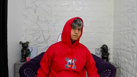 Snapshot of im_milan_rs chatting on 02-18-25, 10:05 im_milan_rs online show from 02-18-25, 10:05