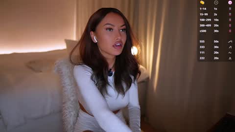 Snapshot of im_milla chatting on 02-08-25, 02:27 Milla online show from 02-08-25, 02:27