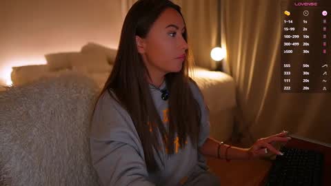 Snapshot of im_milla chatting on 03-01-25, 02:02 Milla online show from 03-01-25, 02:02