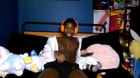 Snapshot of im_mist_yu chatting on 12-19-25, 07:48 im_mist_yu online show from 12-19-25, 07:48