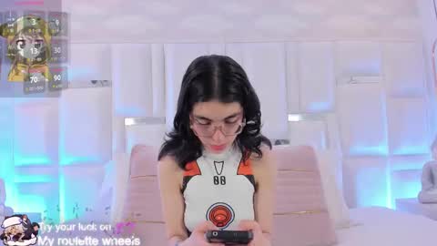 Moly  online show from 03-02-26, 08:04