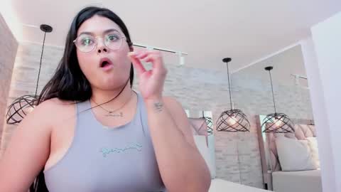 im mou  online show from 02-21-25, 06:48