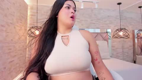 im mou  online show from 02-25-25, 12:34