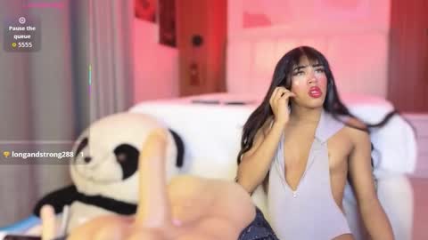 Perla online show from 11-30-25, 11:14