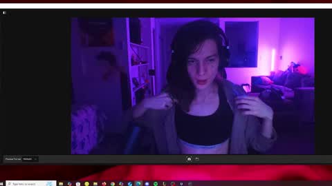 Snapshot of im_ripley chatting on 02-01-25, 04:03 fort online show from 02-01-25, 04:03