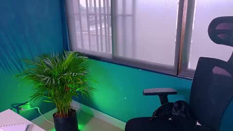 Tavo online show from 02-16-26, 06:04