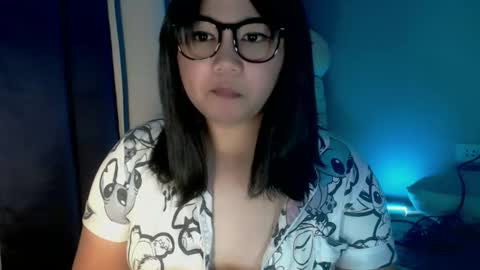Snapshot of im_ur_cutiewife chatting on 11-14-25, 08:29 cherryl online show from 11-14-25, 08:29
