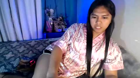 Snapshot of im_ur_girl_demure chatting on 06-29-26, 01:11 kyline online show from 06-29-26, 01:11