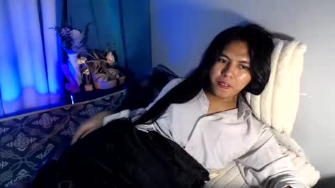 Snapshot of im_ur_girl_demure chatting on 07-05-26, 12:12 kyline online show from 07-05-26, 12:12
