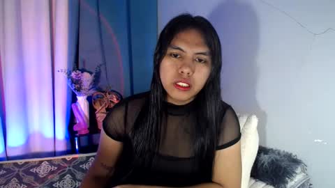 Snapshot of im_ur_girl_demure chatting on 07-13-26, 07:49 kyline online show from 07-13-26, 07:49