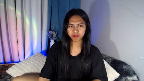 Snapshot of im_ur_girl_demure chatting on 07-19-26, 02:21 kyline online show from 07-19-26, 02:21