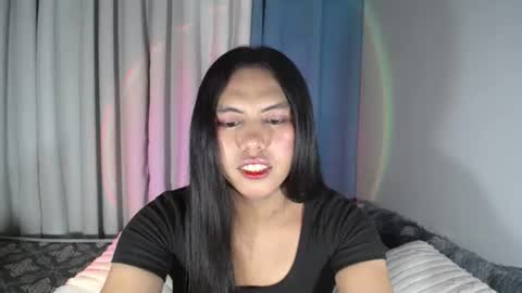 Snapshot of im_ur_girl_demure chatting on 08-05-26, 06:44 kyline online show from 08-05-26, 06:44