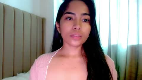Snapshot of imbabyasian chatting on 05-13-26, 04:10 Baby online show from 05-13-26, 04:10