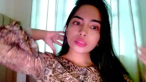 Snapshot of imbabyasian chatting on 05-26-26, 08:21 Baby online show from 05-26-26, 08:21