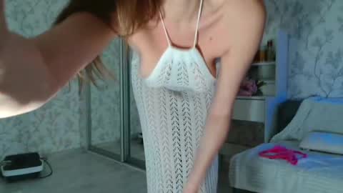 Snapshot of imcarrieberry chatting on 02-10-25, 03:35 Carrie online show from 02-10-25, 03:35