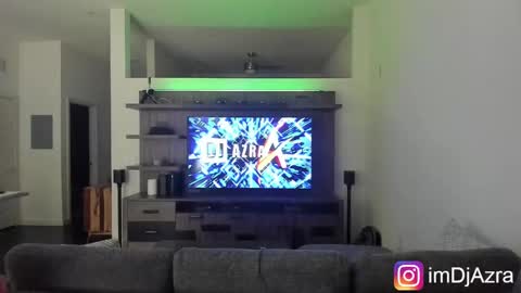 Snapshot of imdjazra chatting on 09-27-25, 07:41 DJ Azra online show from 09-27-25, 07:41