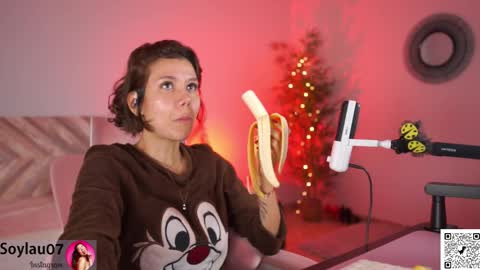 Snapshot of imjess_ chatting on 11-15-25, 04:21 imjess_ online show from 11-15-25, 04:21