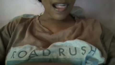 Snapshot of imlovelyrose chatting on 12-13-24, 08:30 ROSE online show from 12-13-24, 08:30