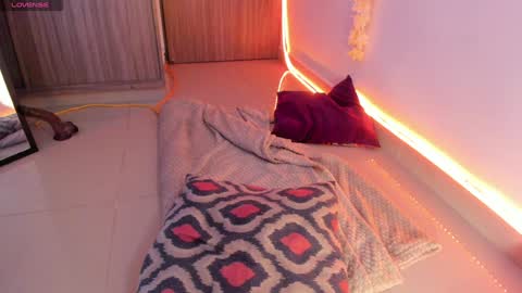 mia ---------  COL TIME online show from 12-11-24, 01:26