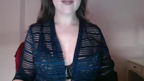 Snapshot of immouss chatting on 12-17-24, 08:32 Pola online show from 12-17-24, 08:32