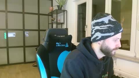 Snapshot of immumu chatting on 01-08-26, 05:26 immumu online show from 01-08-26, 05:26