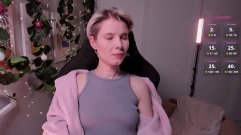 Mia online show from 01-07-25, 05:53