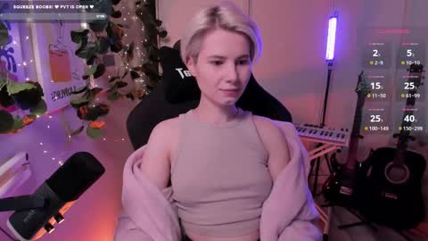 Mia online show from 02-18-25, 09:43