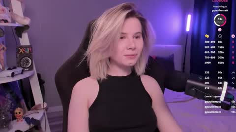 Mia online show from 03-21-26, 11:37