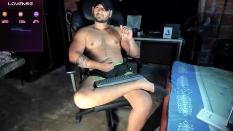 Snapshot of imperion_king chatting on 01-31-25, 04:25 Imperion King online show from 01-31-25, 04:25