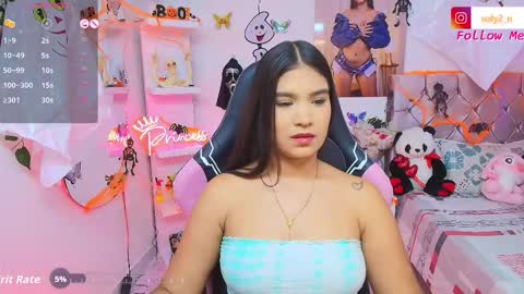 Snapshot of imsofy_1 chatting on 10-17-25, 11:18 sofy online show from 10-17-25, 11:18