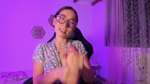 Snapshot of imsrbatman chatting on 01-29-25, 03:54 Aurora online show from 01-29-25, 03:54