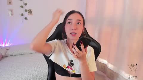 Snapshot of imsrbatman chatting on 09-25-25, 08:56 Aurora online show from 09-25-25, 08:56