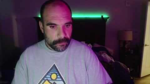 I use to be imeverythingandnothing online show from 12-06-24, 02:46